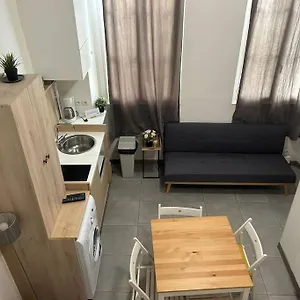  Appartement Studio Cosy Pour Trois Au Coeur Du Marais France